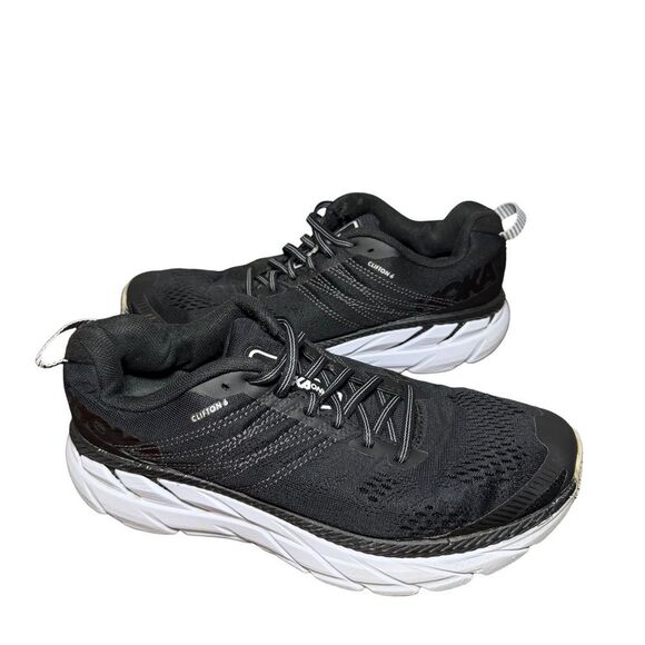 Hoka women’s Clifton 6 size 8 Black and White Athletic Shoes main image 4
